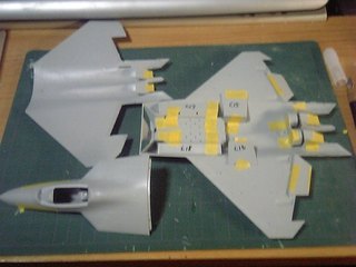 F-22ラプター 仮組み中
