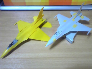 1/72 F-16CJ 仮組み